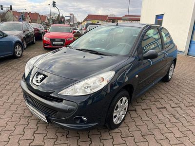 Gebraucht Peugeot 206+ Basis 60 PS (44 kW) 2009 Grau Kleinwagen