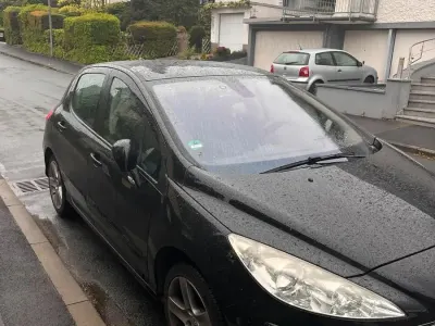 Gebraucht Peugeot 308 120 PS (88 kW) 2008 Schwarz Limousine