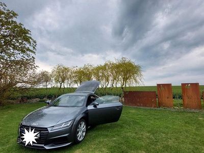 Usata Audi TT Ambiente 184 CV (135 kW) 2017 Grigio Coupé
