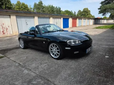 Gebraucht Mazda MX5 110 PS (80 kW) 2001 Schwarz Cabrio