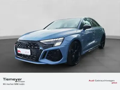 Gebraucht Audi RS3 Ambiente 400 PS (294 kW) 2024 Kemoragrau metallic Limousine