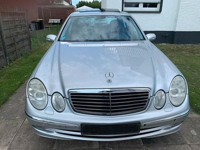 Mercedes E280