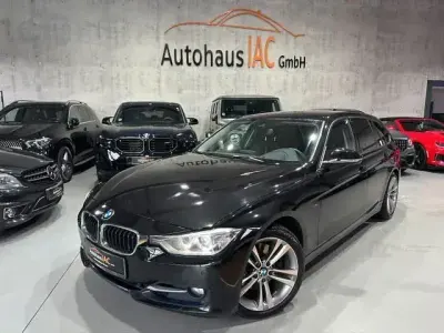 Usata BMW 325 Sport Line 218 CV (160 kW) 2014 Nero Berlina