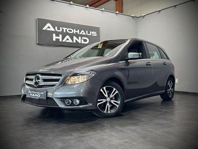 Usata Mercedes B200 136 CV (100 kW) 2014 Grigio Monovolume