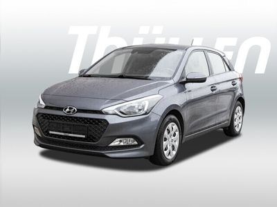 gebraucht Hyundai i20 1.2 Benzin Trend