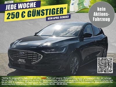 Neu Ford Focus Titanium 125 PS (91 kW) 2025 Agate black metallic Limousine