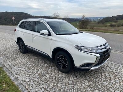 gebraucht Mitsubishi Outlander 2.0 MIVEC Edition ClearTec 2WD...