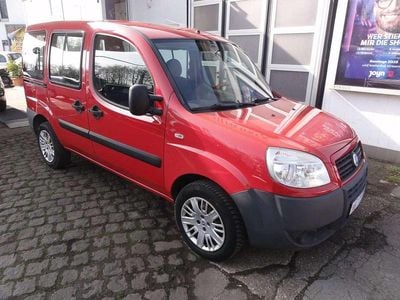 Gebraucht Fiat Doblò Active 77 PS (56 kW) 2007 Rumba/tizianorot Van / Kleinbus