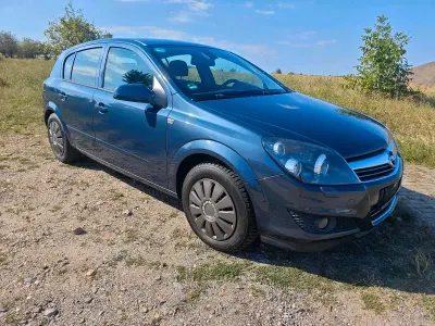 Gebraucht Opel Astra 115 PS (84 kW) 2008 Blau Limousine