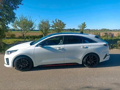 Używany Kia ProCeed GT 204 KM (150 kW) 2019 Biały Kombi