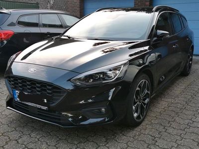 gebraucht Ford Focus Turnier "ST-Line"