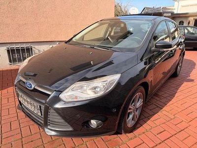 Gebraucht Ford Focus SYNC Edition 101 PS (74 kW) 2014 Schwarz Limousine