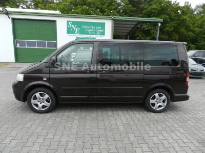 Gebraucht VW Multivan Highline 174 PS (127 kW) 2008 Braun Van / Kleinbus