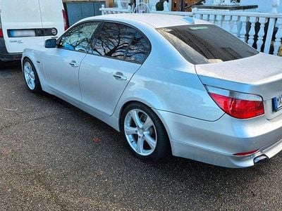 Gebraucht BMW 523 Sport Line 177 PS (130 kW) 2006 Silber Limousine