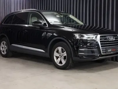Używany Audi Q7 Sport 272 KM (200 kW) 2015 Czarny SUV
