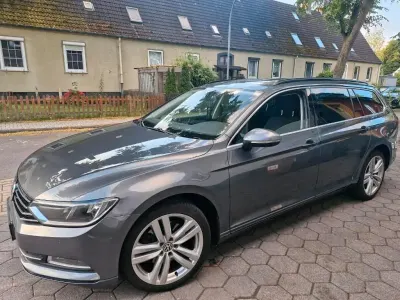 Gebraucht VW Passat 120 PS (88 kW) 2016 Grau Kombi
