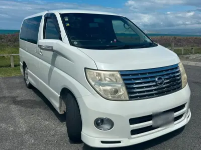 Gebraucht Nissan Elgrand 2006 Weiß Van / Kleinbus