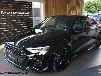 Gebraucht Audi RS3 Sport 400 PS (294 kW) 2021 Mythosschwarz metallic Limousine