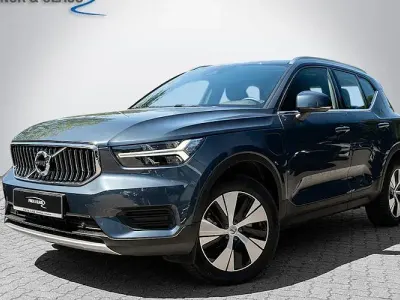 Gebraucht Volvo XC40 Inscription 211 PS (155 kW) 2022 Blau SUV