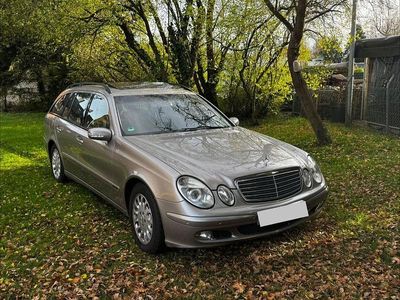 Mercedes E220