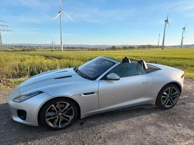 Usata Jaguar F-Type R-Dynamic 340 CV (250 kW) 2019 Argento Cabrio