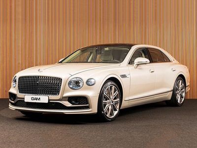 Gebraucht Bentley Flying Spur 544 PS (400 kW) 2024 Weiß Limousine