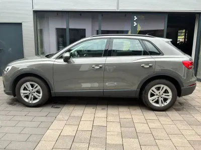 Gebraucht Audi Q3 Ambiente 150 PS (110 kW) 2019 Chronosgraumetallic (metallic) SUV