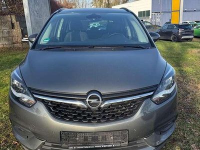 Gebraucht Opel Zafira Edition 140 PS (102 kW) 2016 Quarz grau Van / Kleinbus