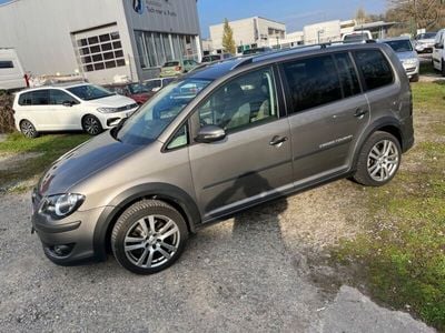 VW Touran Cross