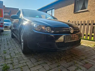 Gebraucht VW Golf VI Comfortline 102 PS (75 kW) 2009 Schwarz Kleinwagen