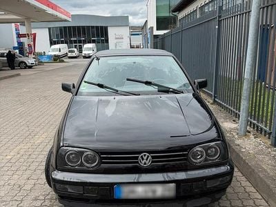 Gebraucht VW Golf Cabriolet 90 PS (66 kW) 1997 Schwarz Cabrio