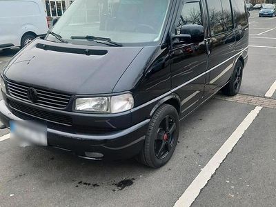 Second-hand VW T4 Highline 180 CP (132 kW) 2002 Negru Van