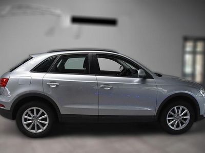 Gebraucht Audi Q3 Comfort 125 PS (91 kW) 2017 Silber metallic SUV