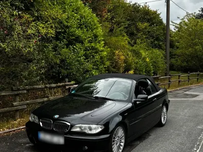Gebraucht BMW 320 Cabriolet 170 PS (125 kW) 2004 Schwarz Cabrio