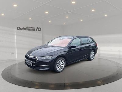 Schwarz (schwarzmagic perleffekt) Gebraucht 2024 Skoda Octavia Selection Kombi | 30.550 € (Fairer Preis)