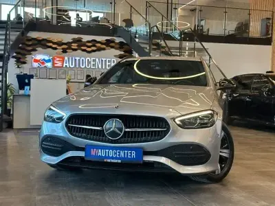 Gebraucht Mercedes C220 220 PS (161 kW) 2022 Silber Kombi