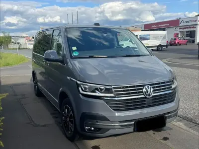 Gebraucht VW Multivan Generation Six 150 PS (110 kW) 2022 Grau Van / Kleinbus