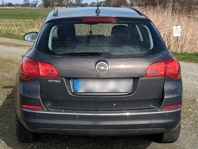 gebraucht Opel Astra Sports Tourer 1,6l Benzin