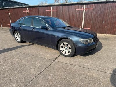 Gebraucht BMW 735 272 PS (200 kW) 2002 Grau Limousine