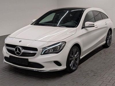 Gebraucht Mercedes CLA220 Shooting Brake 170 PS (125 kW) 2019 Polarweiss Kombi