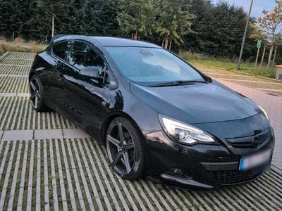 Opel Astra GTC
