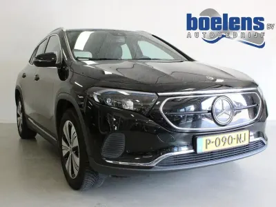 Gebraucht Mercedes EQA250 Business 139 kW (190 PS) 2022 Schwarz SUV
