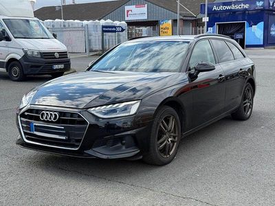 Gebraucht Audi A4 Sport 163 PS (119 kW) 2021 Schwarz Kombi