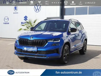 Gebraucht Skoda Karoq SportLine 190 PS (139 kW) 2024 Blau SUV