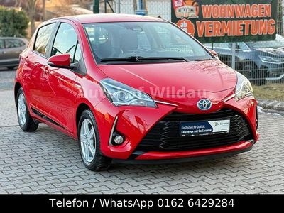 Gebraucht Toyota Yaris Hybrid Comfort 75 PS (55 kW) 2017 Rot Kleinwagen