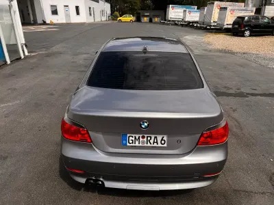 Gebraucht BMW 523 177 PS (130 kW) 2007 Grau Limousine