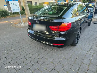 Gebraucht BMW 320 184 PS (135 kW) 2013 Schwarz Limousine
