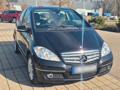 Gebraucht Mercedes A200 Avantgarde 140 PS (102 kW) 2011 Schwarz Kombi