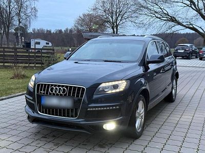 Blau Gebraucht 2012 Audi Q7 Comfort SUV | 16.999 € (Etwas zu teuer)