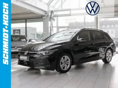 Gebraucht VW Golf VIII Life 116 PS (85 kW) 2026 Grenadillschwarz (schwarz) Kombi